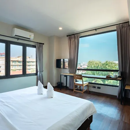 Siri Hotel-3